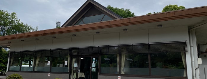 北の丸休憩所 (ザ・フォレスト北の丸) is one of 飲食店.