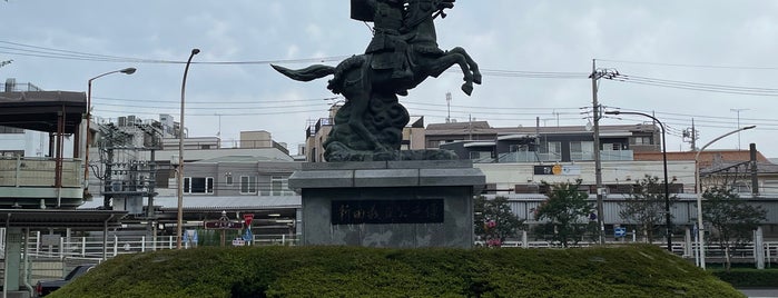 Statue of Yoshisada Nitta is one of 都下地区.