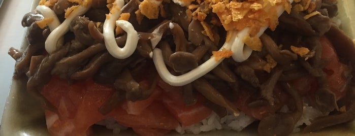 Shinkai Sushi is one of compromissos.