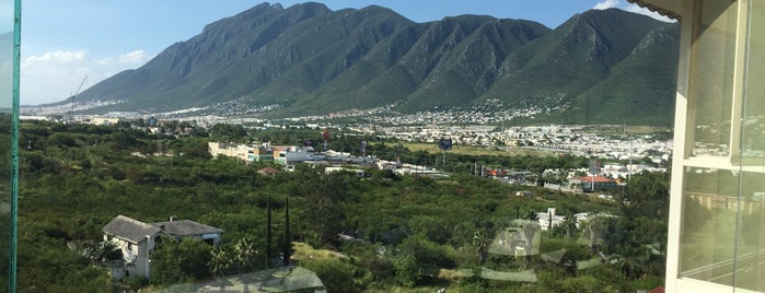 Monterrey is one of Orte, die Giovo gefallen.