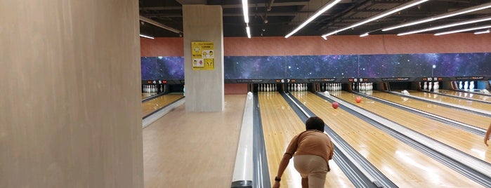 SM Bowling is one of Mandaluyong City.