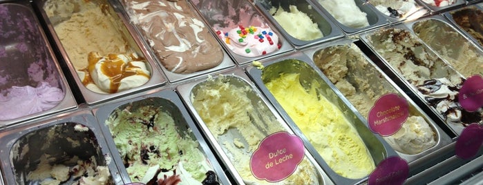 Torico's Homemade Ice Cream Parlor is one of Locais salvos de Darryl M..