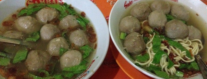 Bakso Larasati is one of Must-visit Food in Banjarmasin.