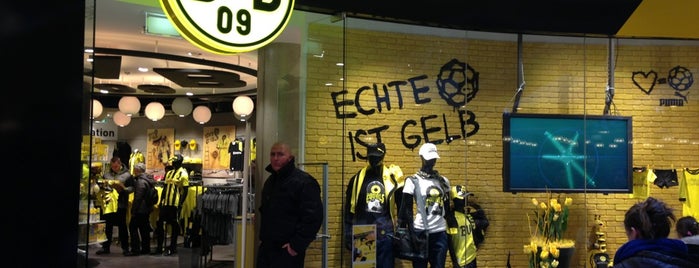 BVB FanShop is one of Lieux sauvegardés par ☀️ Dagger.