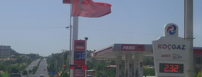 Urla Pars Petrol is one of Yalçınさんのお気に入りスポット.