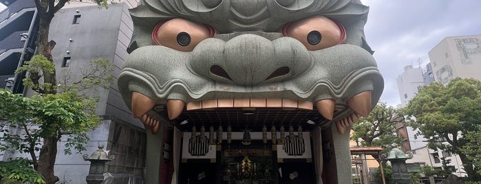Namba Yasaka Shrine is one of Osaka.