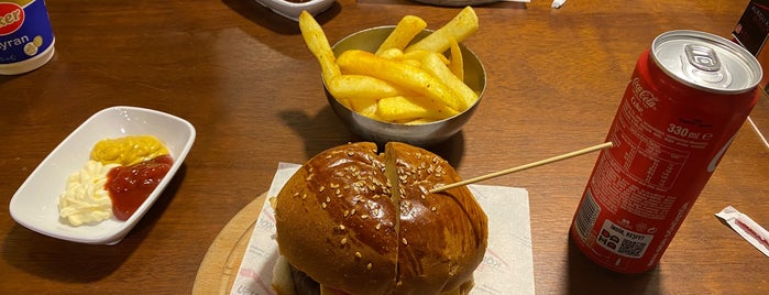 Komşu Burger is one of Ycard.