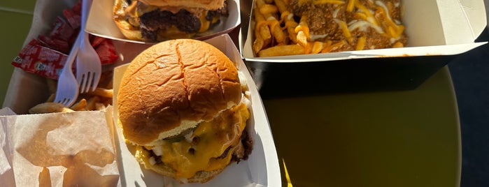 Lovehour Burger Pop Up is one of LA: Drinks & Eats 2.
