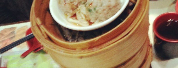 Tim Ho Wan 添好運 is one of Always Gourmant... Comer em HONG KONG.
