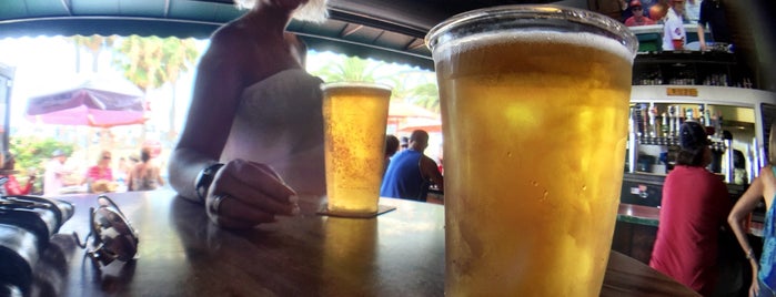 Big Dean's Ocean Front Cafe is one of The 15 Best Places for Draft Beer in Santa Monica.
