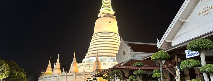 Wat Prayurawongsawas Warawihan is one of Thailand 2020.