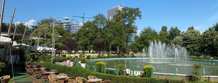Parku Rinia is one of Kosovo.