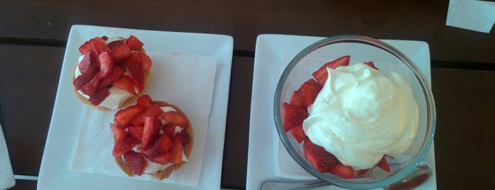 Jagro Strawberries is one of Locais curtidos por Umesh.