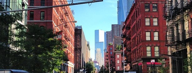 iPlaza New York is one of Lugares favoritos de Ayca.