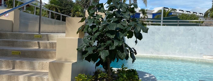 Heaven pool at The Hard Rock Riviera Maya is one of Posti che sono piaciuti a Juan Pablo.