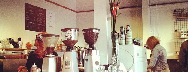 Peoples Coffee is one of Tempat yang Disimpan Florian.