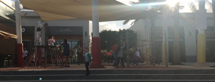 City Walk Playground is one of Posti che sono piaciuti a Hashim.