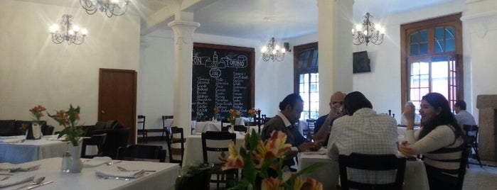 Restaurante Don Toribio is one of Lugares favoritos de Mariana.