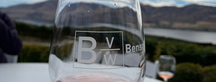 Benson Vineyards is one of Lugares favoritos de Kelly.