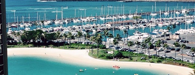 Hilton Hawaiian Village Waikiki Beach Resort is one of Hawaii.