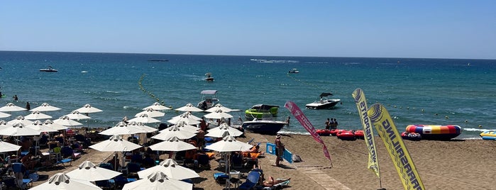 Glyfada Beach is one of Corfu.