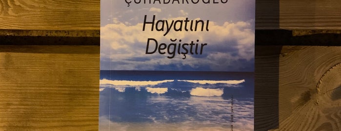 Penguen Kitabevi is one of İst - Kitapçı.