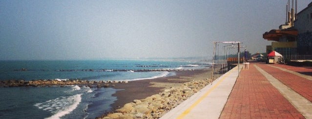 Golden Beach is one of Lugares favoritos de Celine.