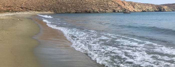 Παραλία Καντάνη is one of Tinos.