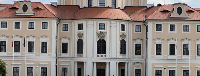 Zámek Liblice is one of Hotel.