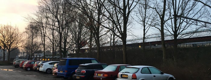 Parkeerplaats Station Weesp is one of Vaste locaties.