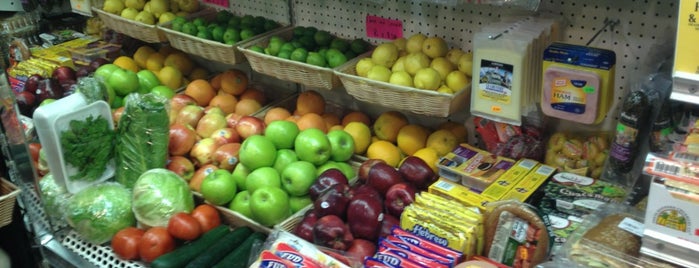 Joe's Downtown Market is one of Regular haunts.