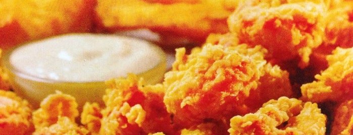 Popeyes Louisiana Kitchen is one of Niaさんのお気に入りスポット.