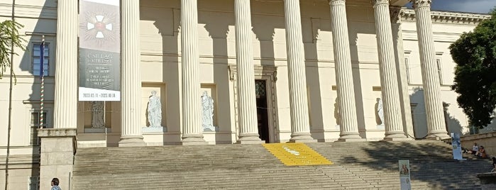National Museum's Stairs is one of Budapeşte.