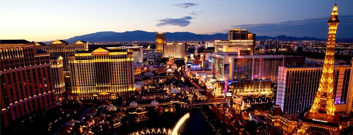 Las Vegas is one of Tempat yang Disukai K G.