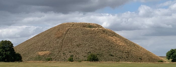 Silbury Hill is one of World Ancient Aliens.