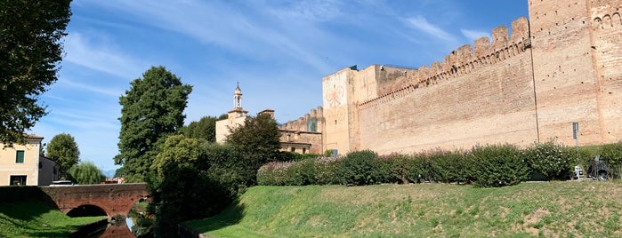 Mura di Cittadella is one of PADUA,🇮🇹.