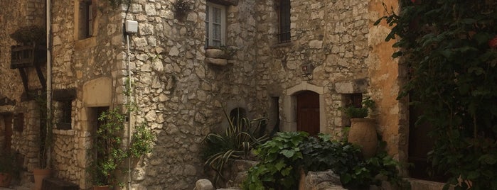 Tournée villages arrière pays de la Côte d'Azur