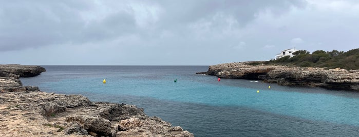 Chiringuito Hola Ola is one of Menorca.