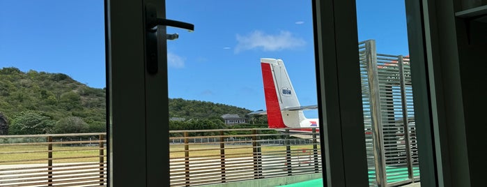 Gustaf III Airport (SBH) is one of Caribbean Airports.