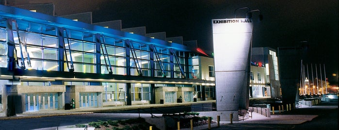 Exhibition Hall at the Alliant Energy Center is one of Posti che sono piaciuti a Catador.