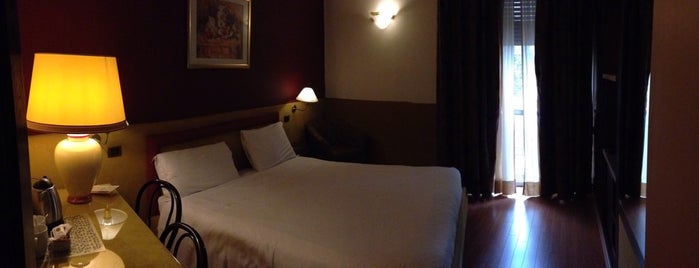Qualys Hotel Royal is one of 출장때 갈만한 레스토랑 호텔.