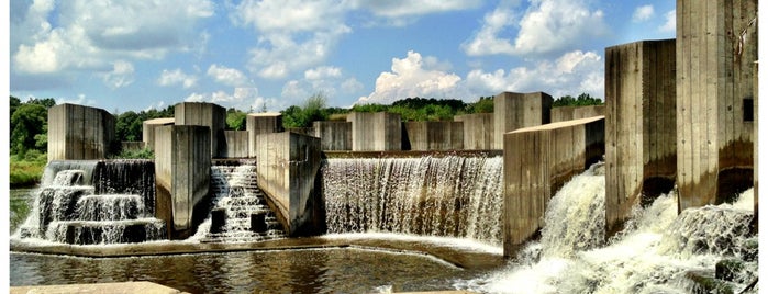 Stepping Stone Falls is one of Jeff's Saved Places.