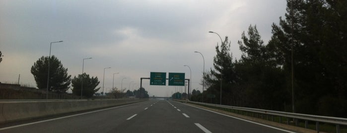 Εθνική Οδός Αθηνών-Λαμίας - Αυτοκινητόδρομος ΠΑΘΕ (A1/Ε75) is one of Apostolos : понравившиеся места.