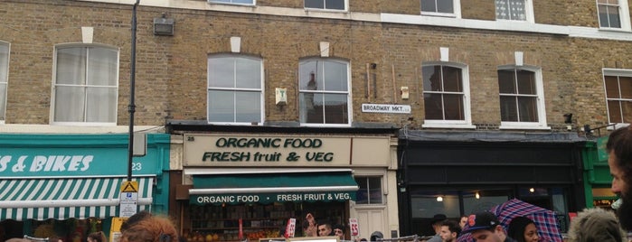 Broadway Market is one of Vegan food in London.