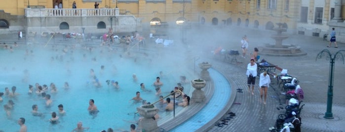 Széchenyi Thermal Bath is one of Budapest.