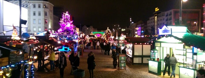 Santa Pauli Weihnachtsmarkt is one of 4sq365de (2/2).