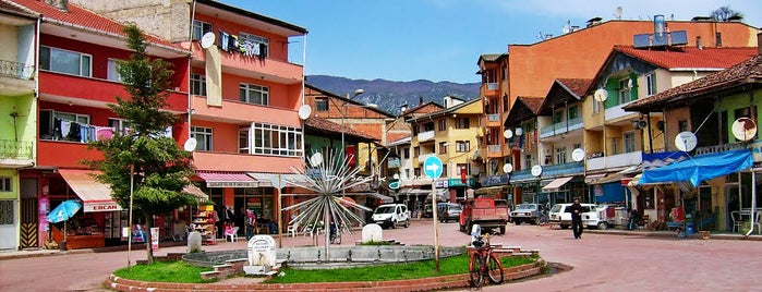 Ulus Meydan is one of Bartın - Ulus.