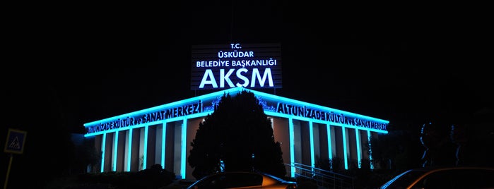 Altunizade Kültür ve Sanat Merkezi is one of Kültür Merkezleri ve Semt Konakları.