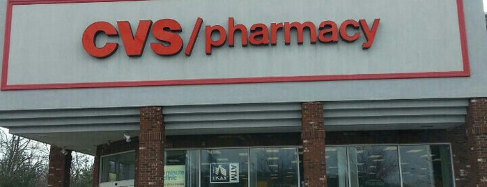 CVS pharmacy is one of Tempat yang Disimpan George.