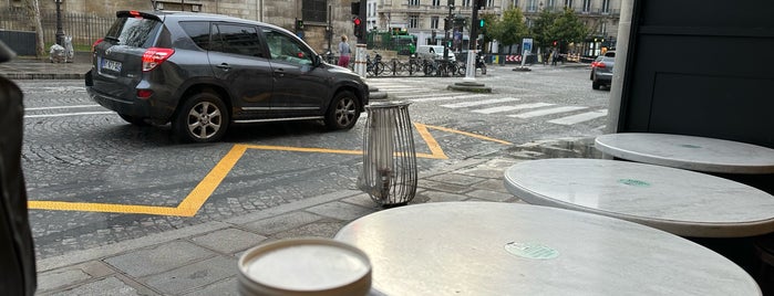 Starbucks is one of Must-visit Food in Paris.